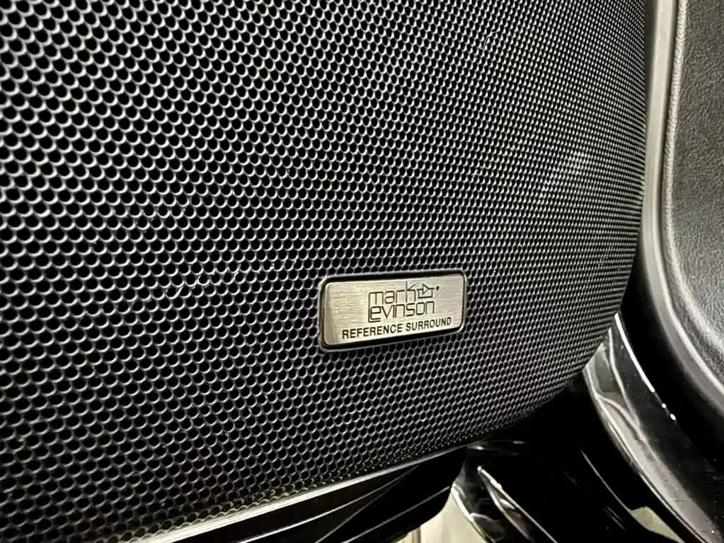 Lexus LX 2016 570 Dynamic Luxury Edition