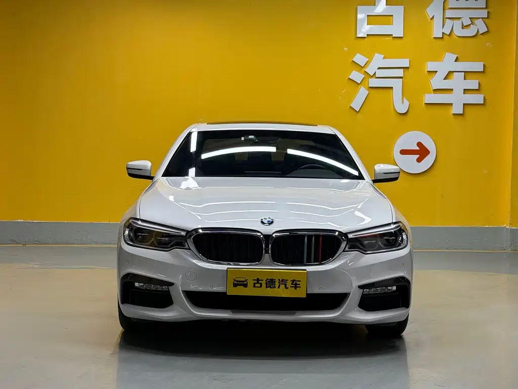 BMW 5 Series 2018 525Li M Sport Package