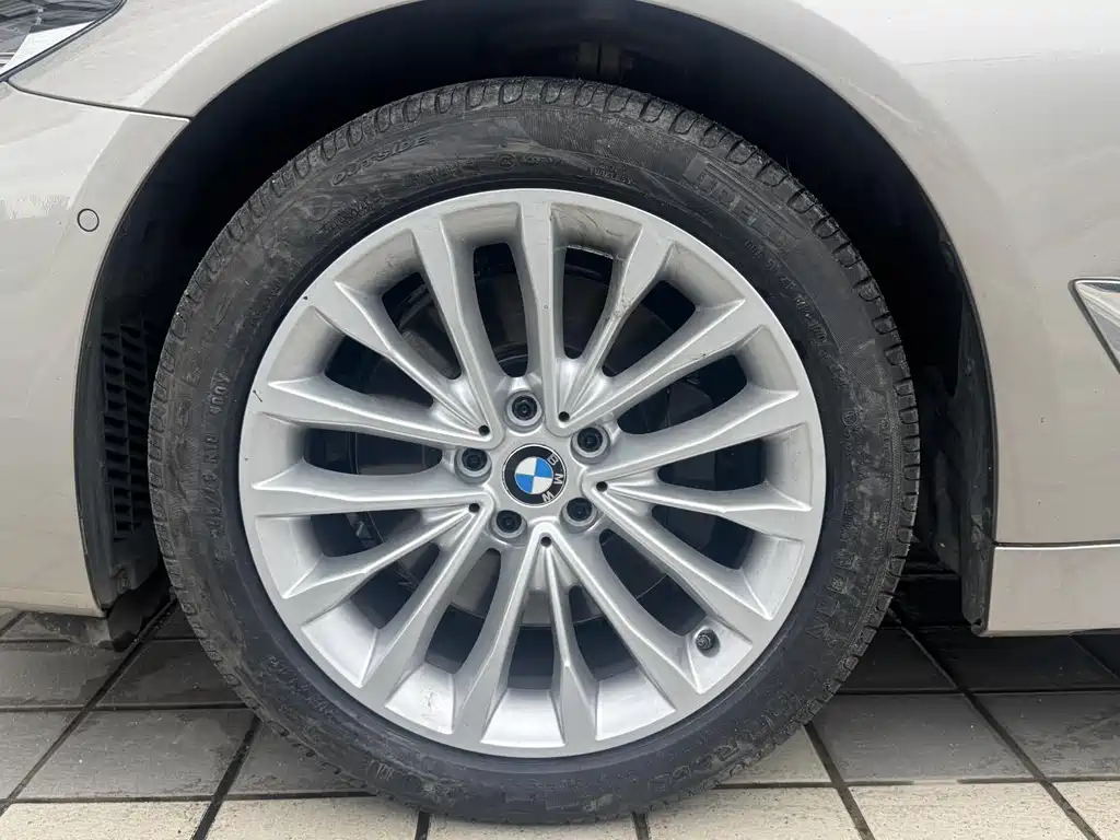 BMW 5 Series 2020 530Li Grandeur Edition Luxury Package