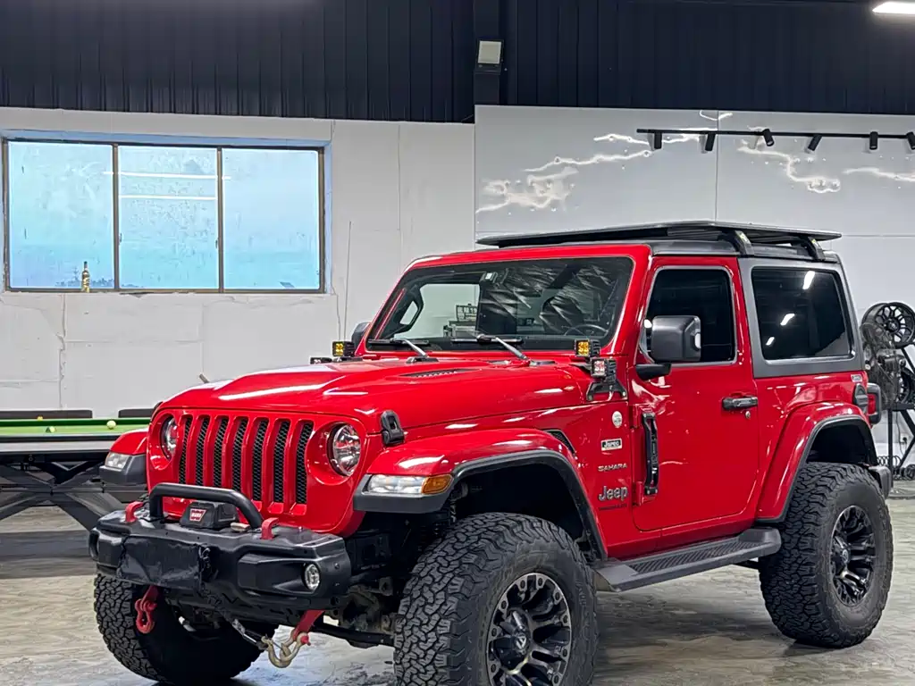 Jeep Wrangler Sahara Two-Door 2021 2.0T