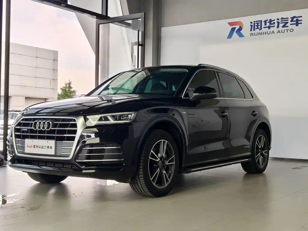 Audi Q5L 2018 40 TFSI Rongxiang Fashion Edition National V