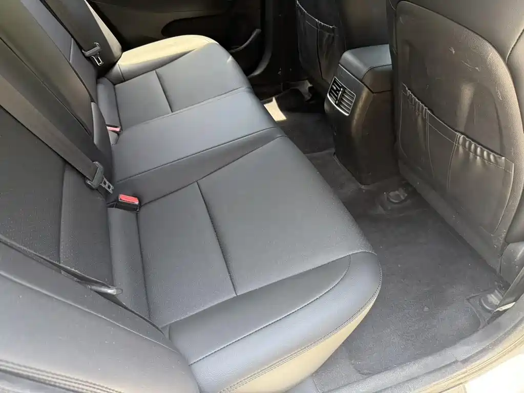 NameTuo 2014 1.8L Automatic ZunGui Type DLX