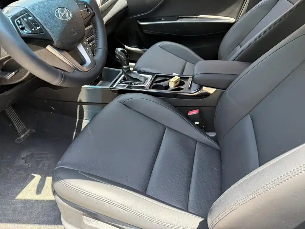 NameTuo 2014 1.8L Automatic ZunGui Type DLX