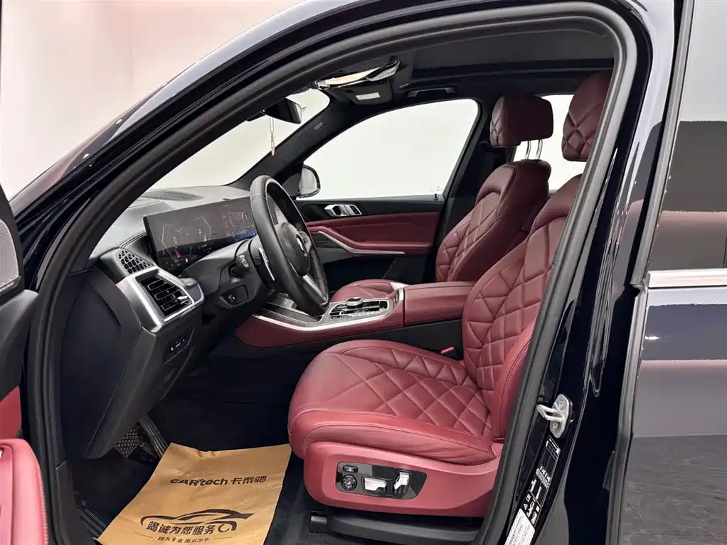 BMW X5 2023 xDrive 40Li M Sport Package