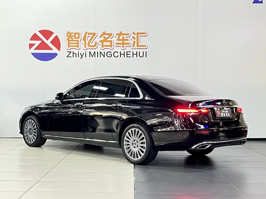 Mercedes-Benz E-Class 2022 Facelift 3 E 300 L Luxury Edition