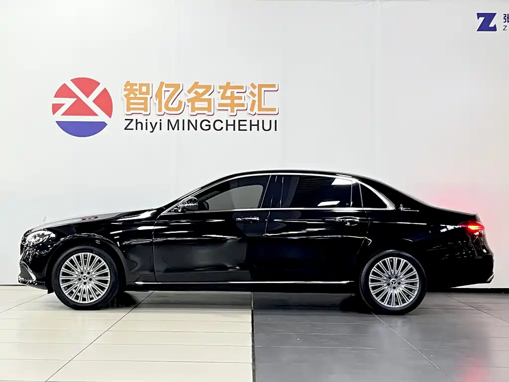 Mercedes-Benz E-Class 2022 Facelift 3 E 300 L Luxury Edition