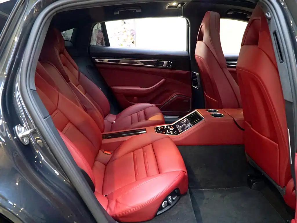 Panamera Turbo Executive Long Wheelbase 4.0T