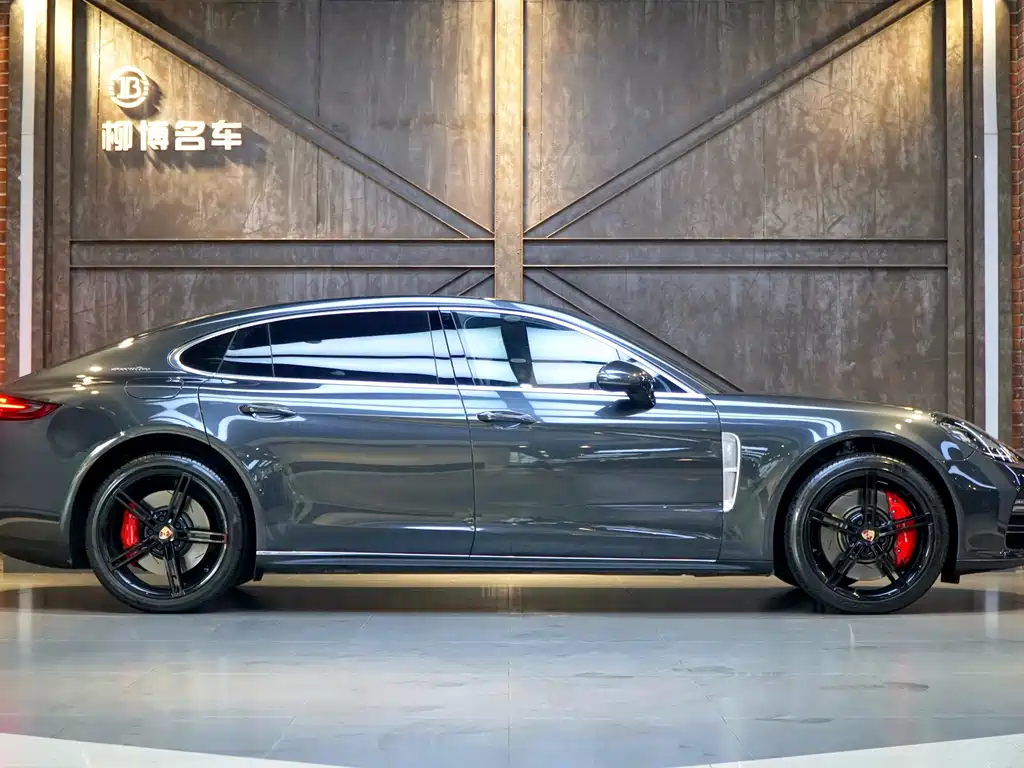 Panamera Turbo Executive Long Wheelbase 4.0T