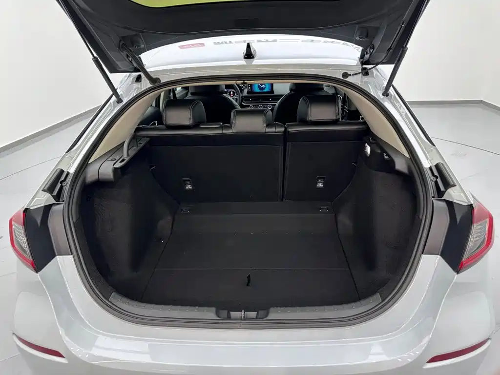 Civic 2023 Hatchback 2.0L e:HEV Jiyaoyue Edition