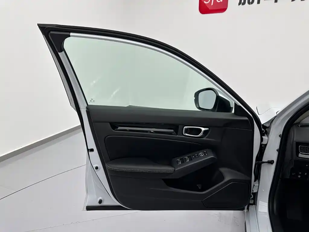 Civic 2023 Hatchback 2.0L e:HEV Jiyaoyue Edition