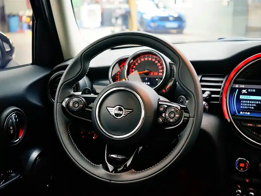 2019 MINI Cooper S Artist 5-Door Edition