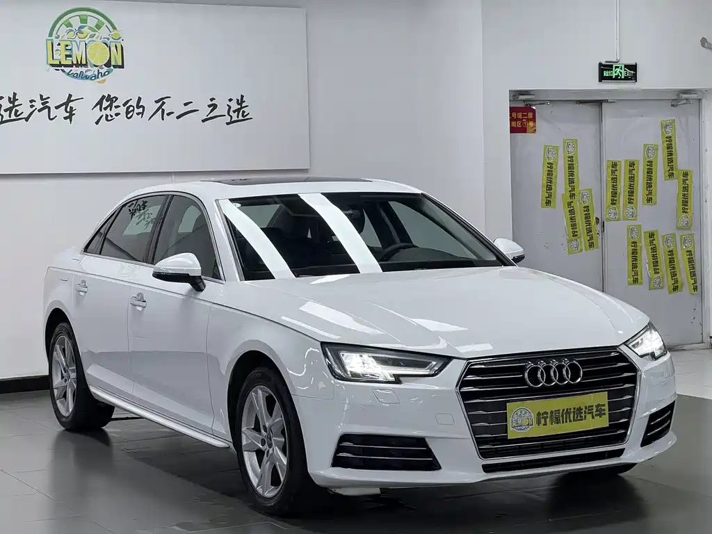Audi A4L 2018 30th Anniversary Edition 40 TFSI Sport Line