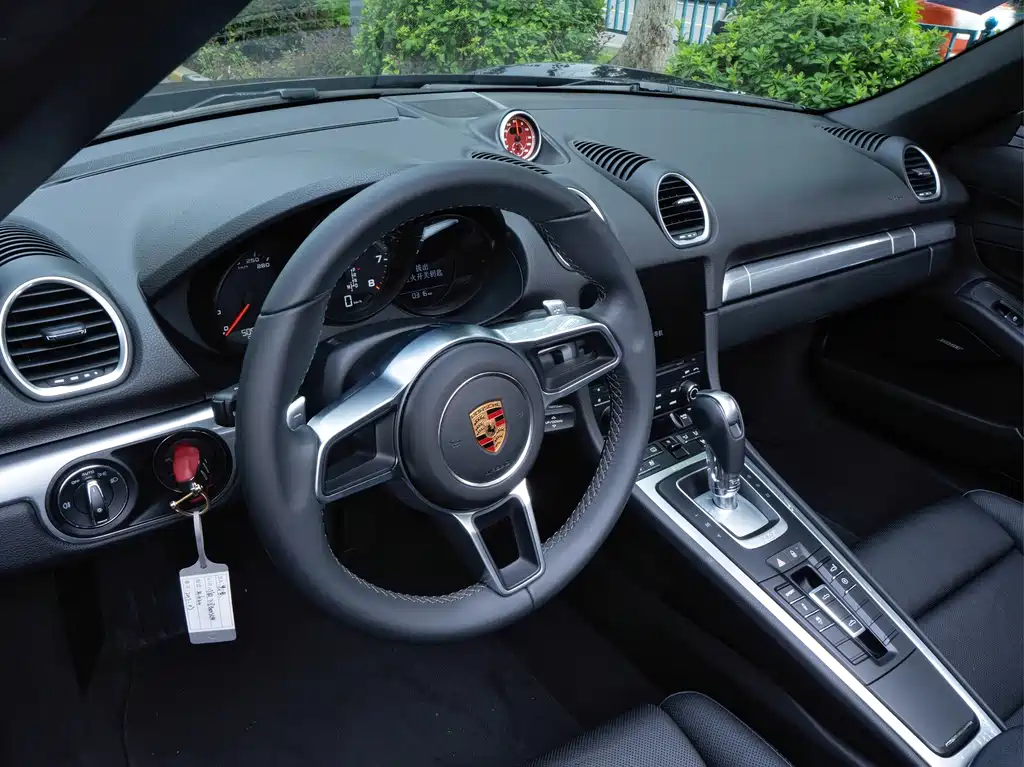 Porsche 718 Boxster 2.0T 2016 Model