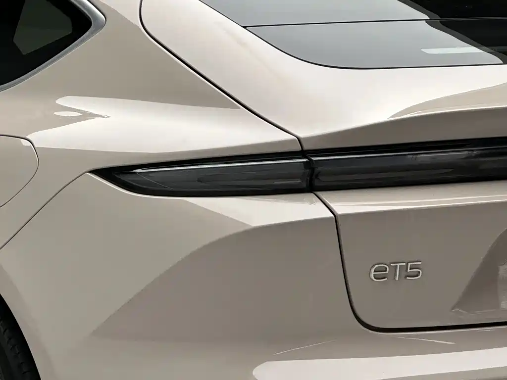 NIO ET5 2025 Model 75kWh