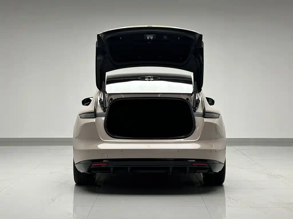 NIO ET5 2025 Model 75kWh
