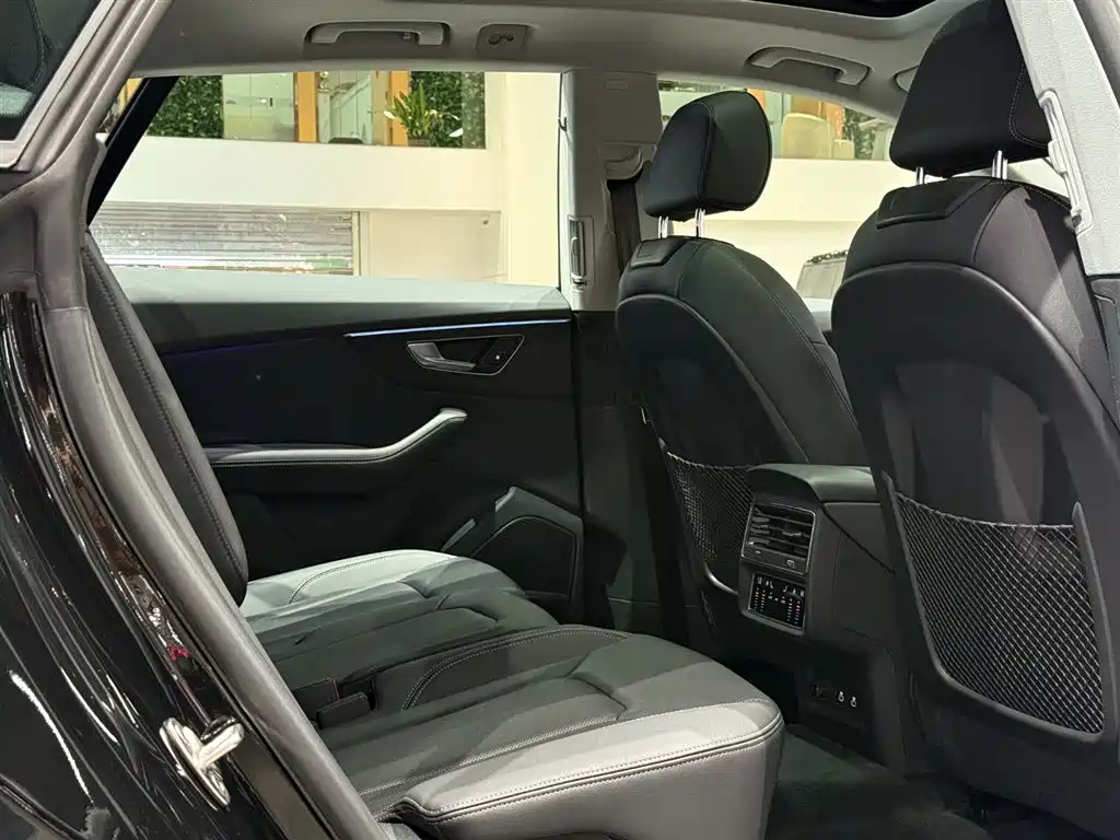 Audi Q8 2024 55 TFSI Luxury Dynamic Edition
