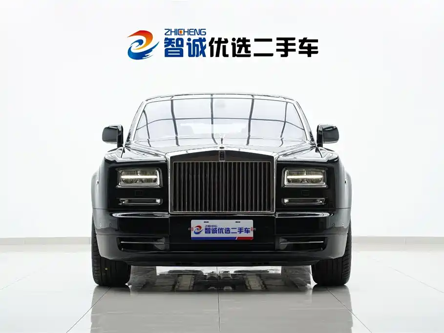 Phantom 2013 Edition 6.7L Extended Wheelbase