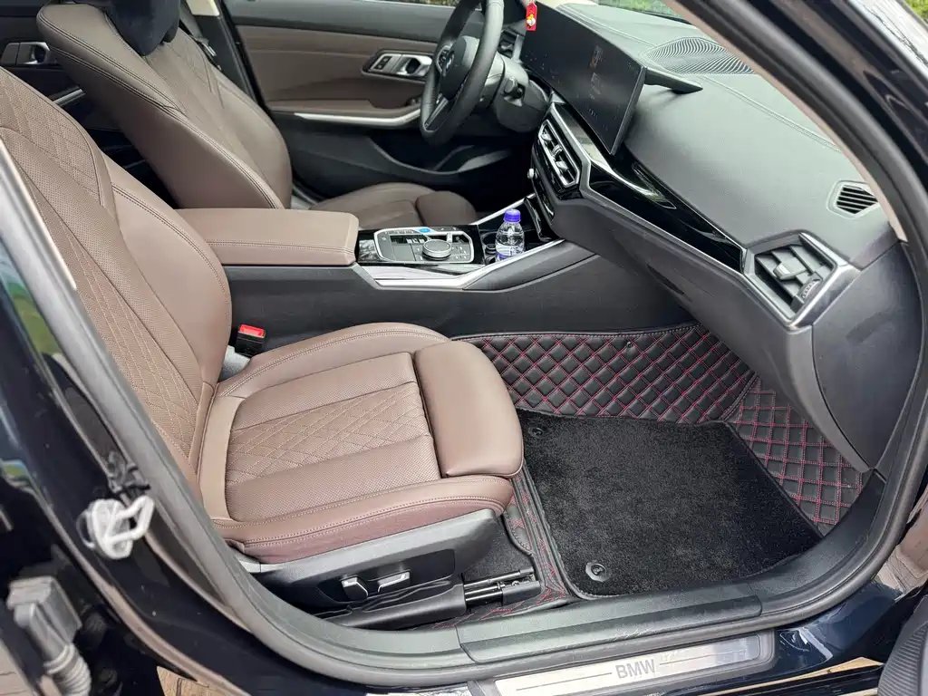 BMW i3 2024 model eDrive 35 L