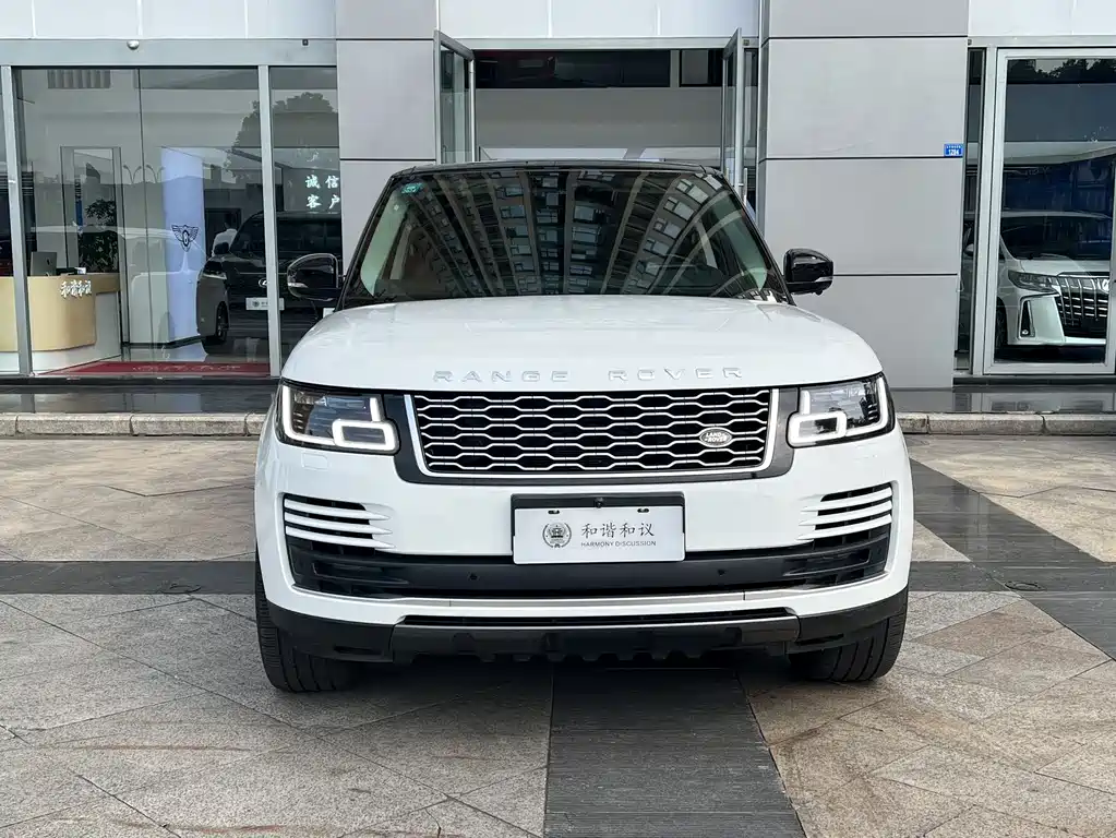 Range Rover 2022 3.0 L6 360PS Legacy Edition