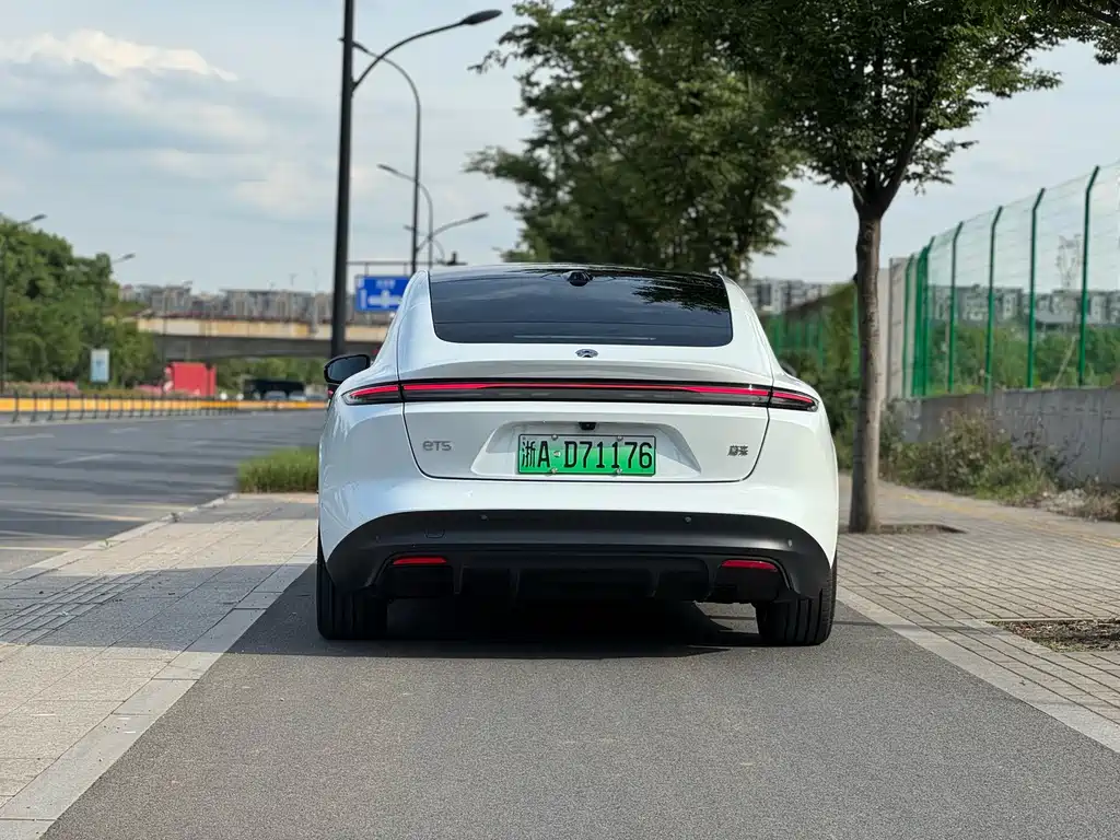 NIO ET5 2024 Model 100kWh