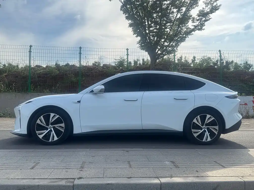 NIO ET5 2024 Model 100kWh