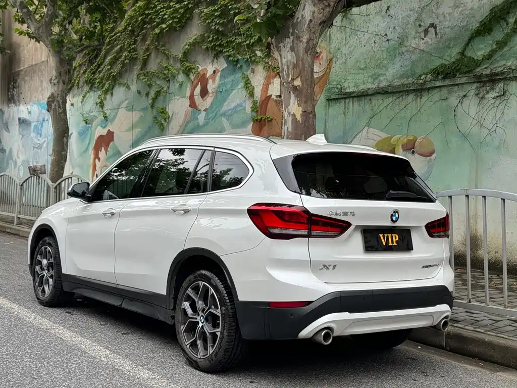 BMW X1 2022 sDrive25Li Leading Edition