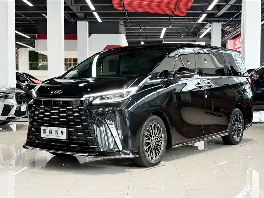 Lexus LM 2025 500h Six-Seater Grand Touring Edition