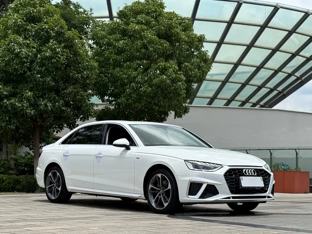 Audi A4L 2020 40 TFSI Fashion Dynamic Edition