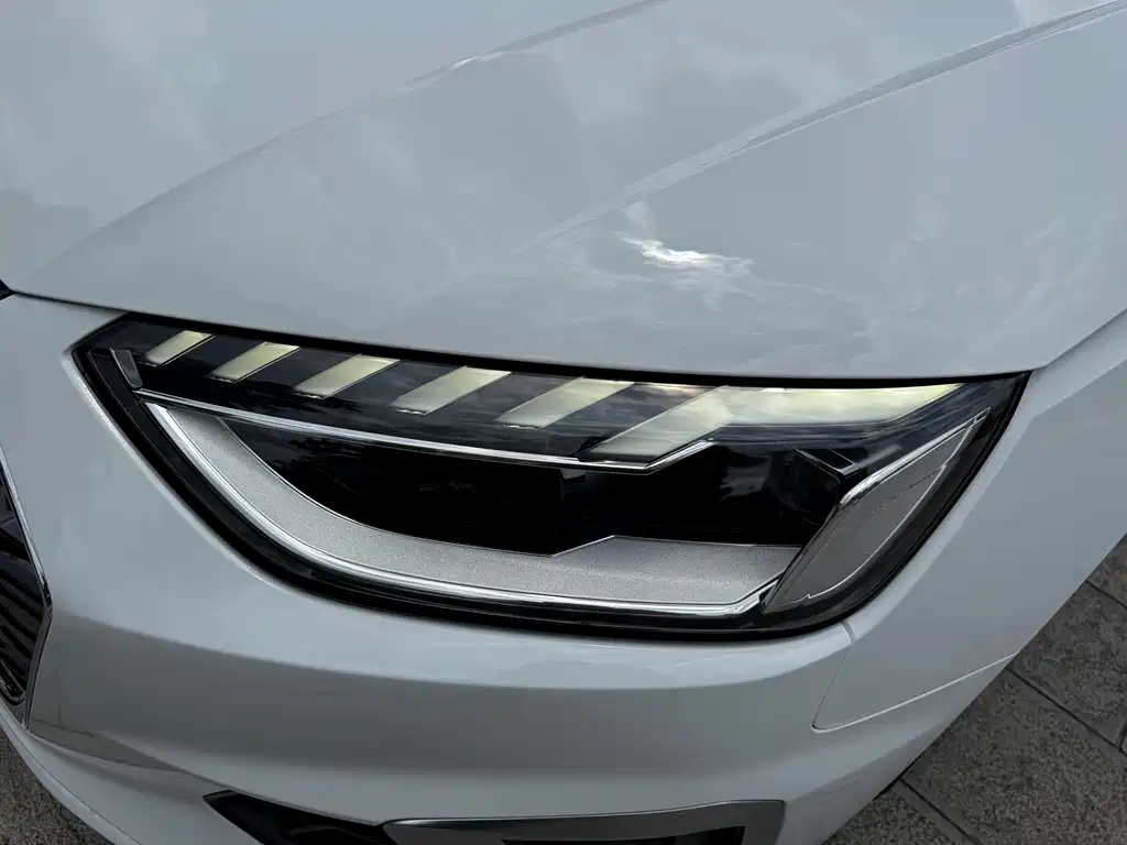 Audi A4L 2020 40 TFSI Fashion Dynamic Edition