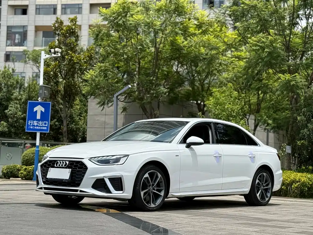 Audi A4L 2020 40 TFSI Fashion Dynamic Edition