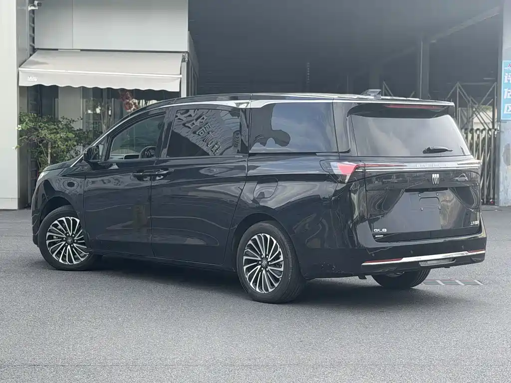 Buick GL8 New Energy 2025 陆尚尊享版