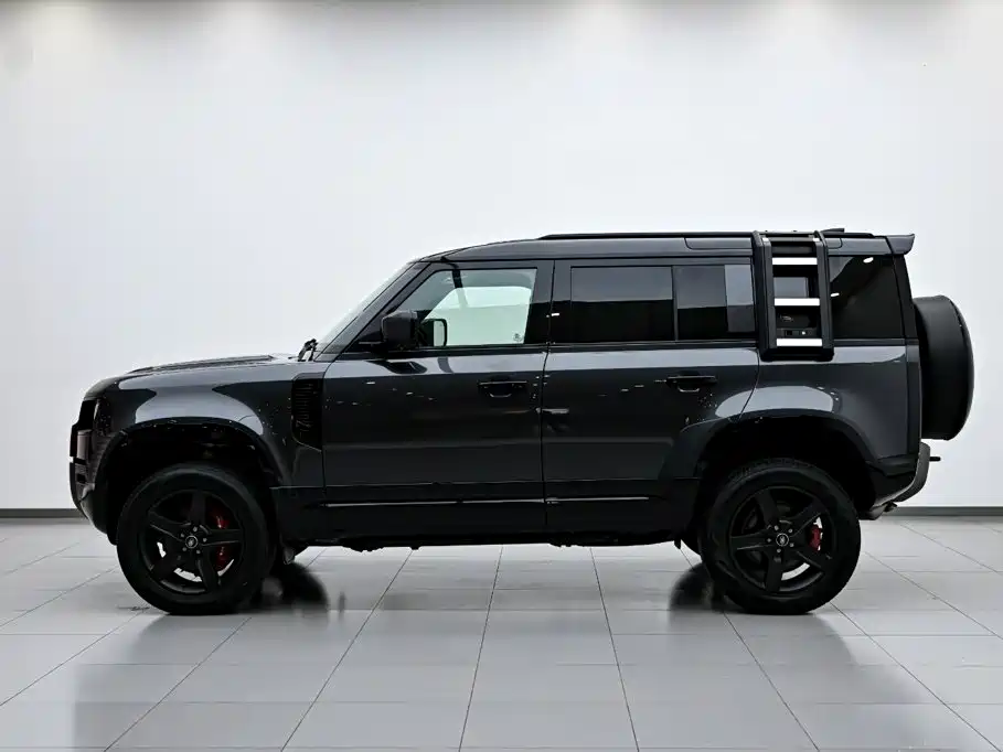 Land Rover Defender 2023 Edition 110 3.0T P400 X-DYNAMIC HSE