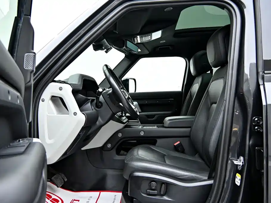 Land Rover Defender 2023 Edition 110 3.0T P400 X-DYNAMIC HSE