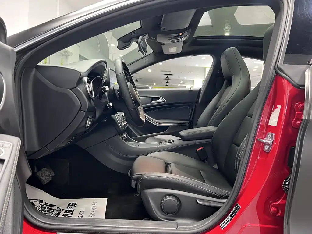 Mercedes-Benz CLA (Import) 2018 CLA 200 Sport Line