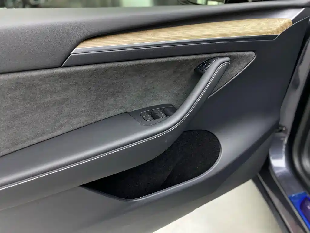 Model Y 2022 Rear-Wheel Drive Edition