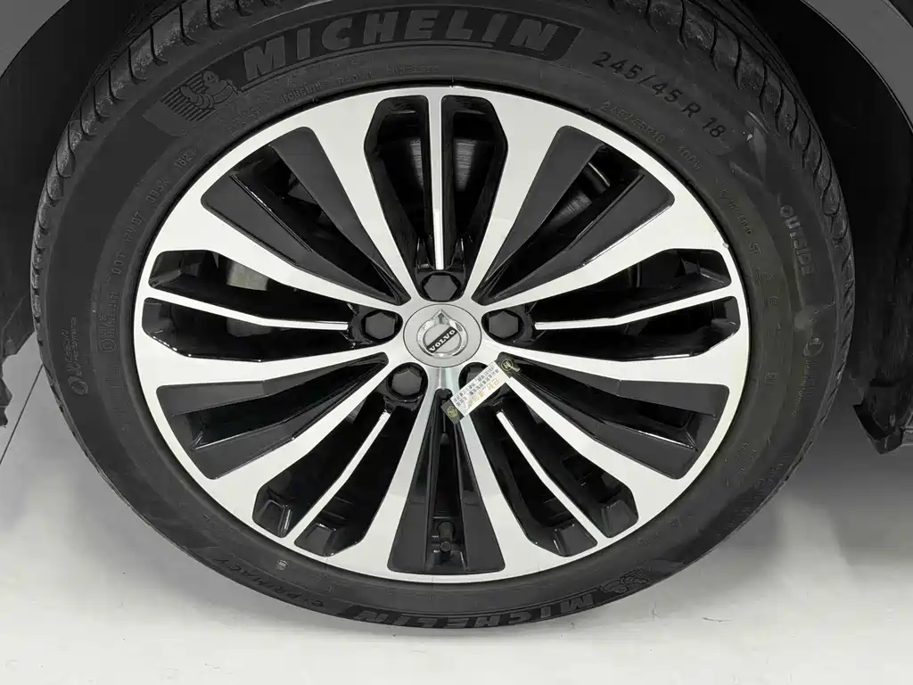 Volvo S90 2024 B5 Intelligent Luxury Edition
