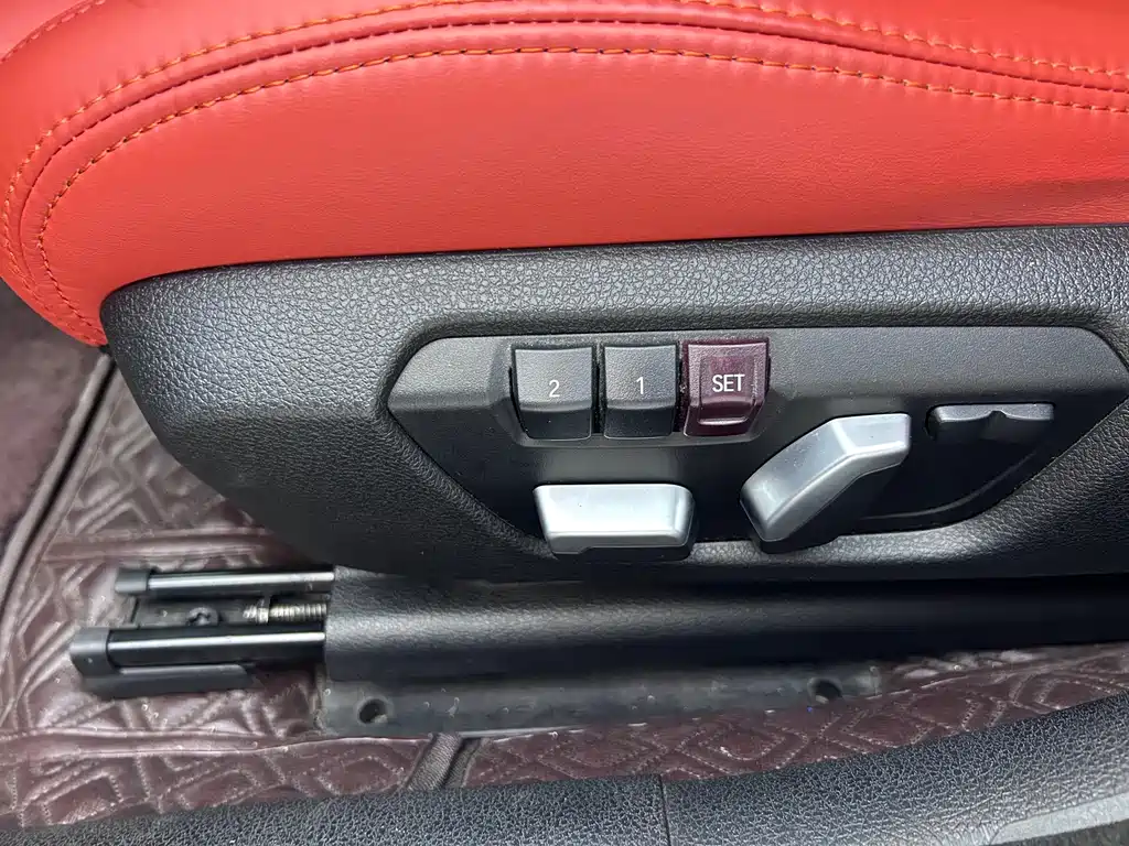 BMW 3 Series GT 2018 320i Sport Line
