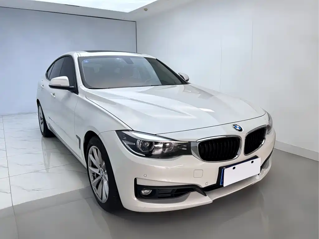 BMW 3 Series GT 2018 320i Sport Line
