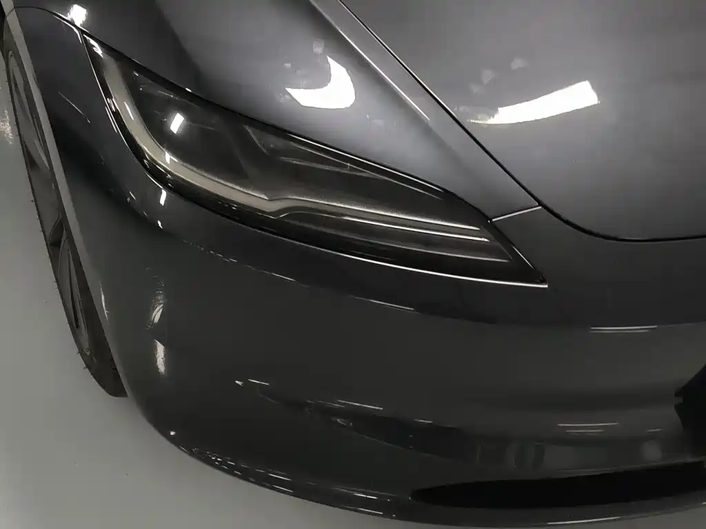 Model 3 Rear-Wheel Drive 2023