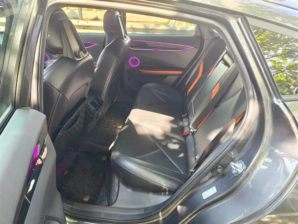 Changan UNI-V 2022 Model 1.5T Sports Edition