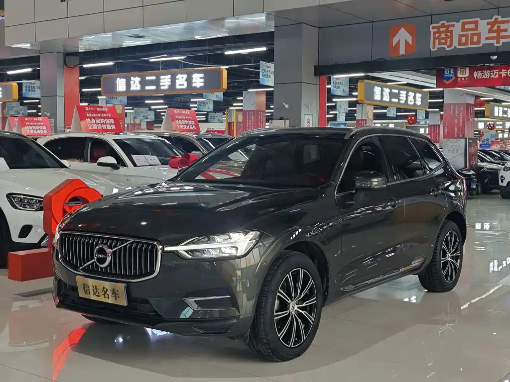 Volvo XC60 2021 T5 AWD Intelligent Distance Luxury Edition
