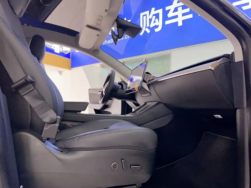 Model Y 2021 Long Range All-Wheel Drive Edition 3D7