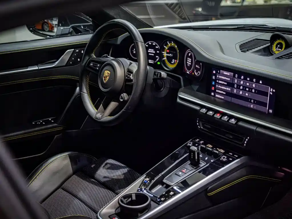 Porsche 911 Turbo S 3.7T 2022 Model