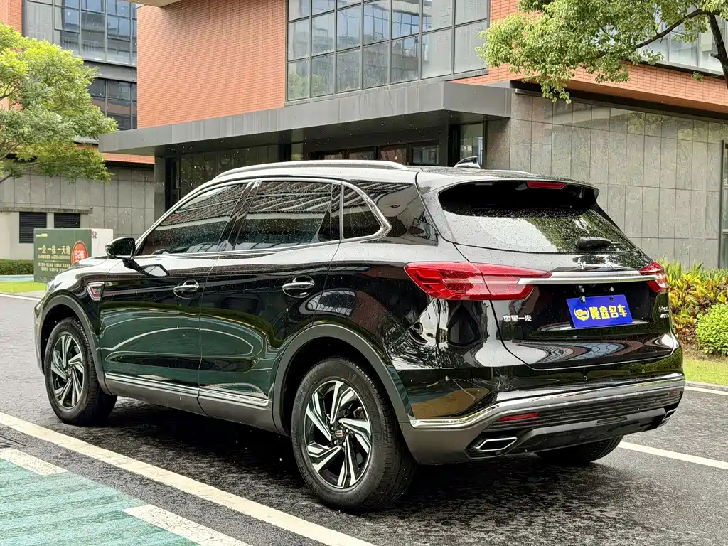 Hongqi HS5 2022 Model 2.0T ZhiLian QiXiang Edition