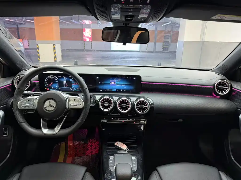 Mercedes-Benz A 200 L Sport Sedan Fashion Edition 2022 Facelift