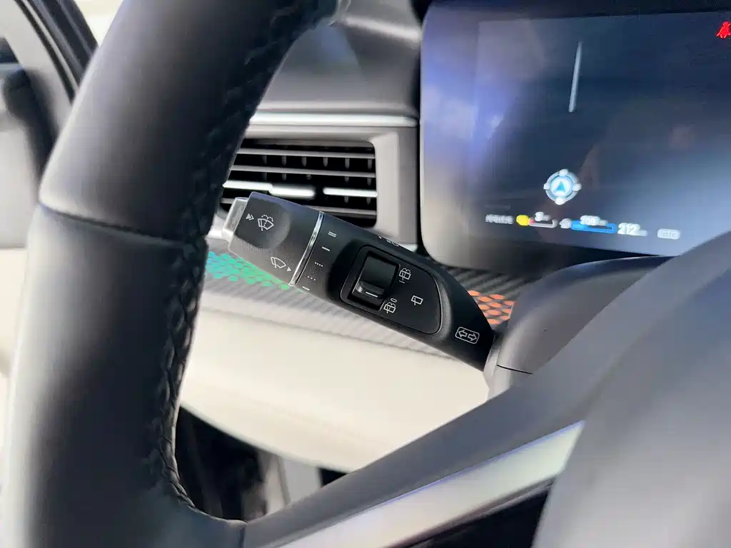 Lemon ONE 2021 Model, Extended Range 6-Seat Edition