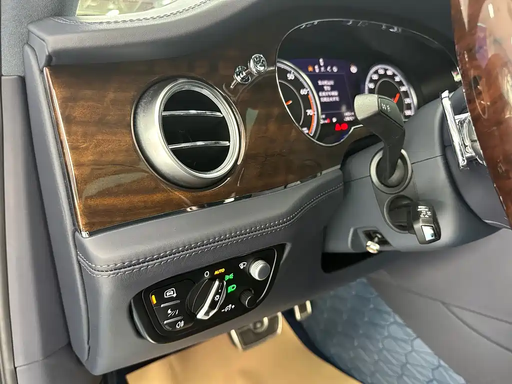 Range Rover 2017 6.0T Standard Edition