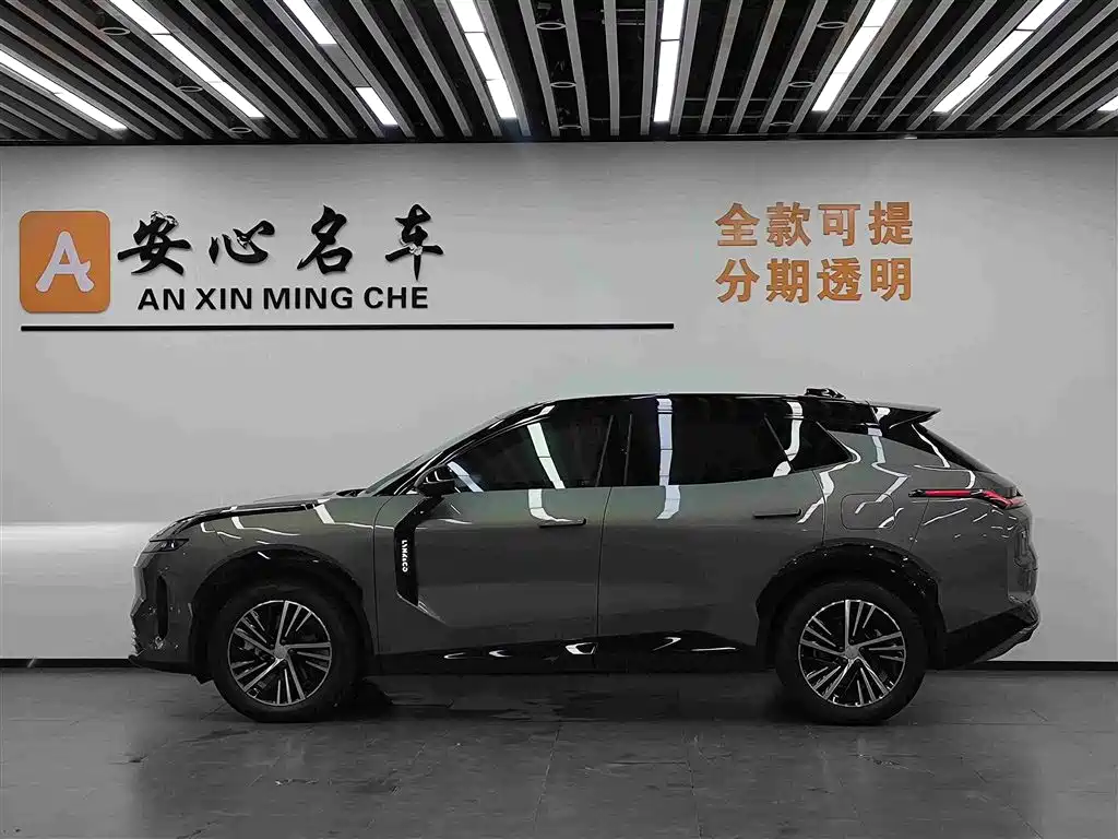 LEON 08 EM-P 2023 Performance Halo 4WD 220km