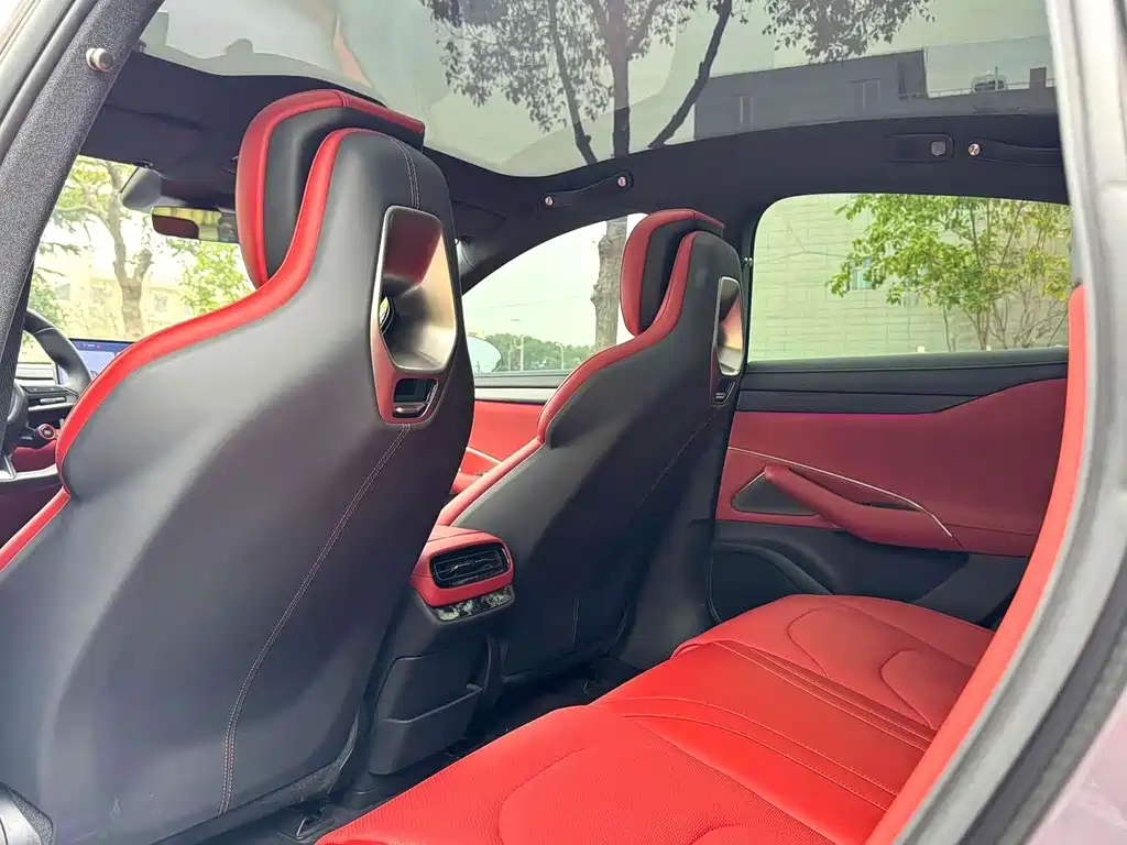 Xiaomi SU7 2024 Edition Rear-wheel Drive Long-range Intelligent Driving Version