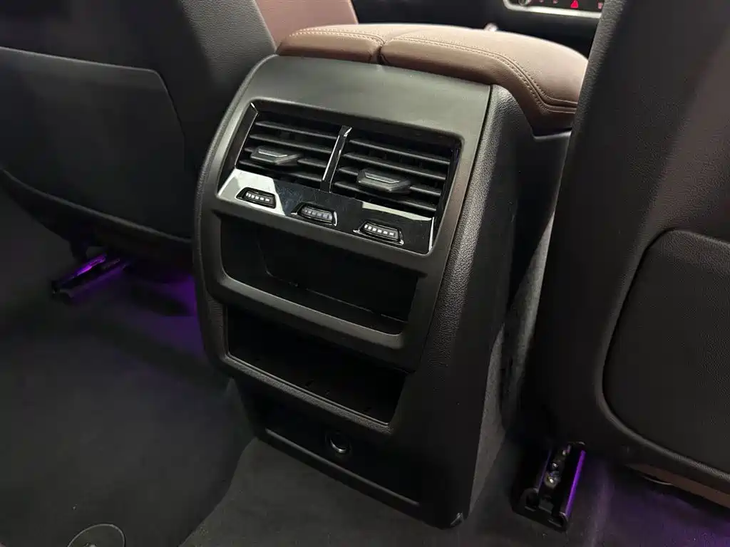 BMW X6 2023 xDrive40i M Sport Package